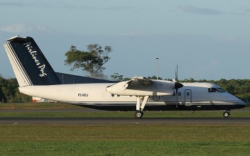 Airlines PNG DHC-8-100 Dash 8