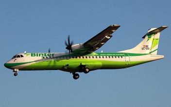 Binter Canarias ATR 72-500