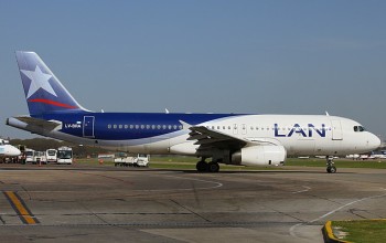 LAN Argentina Airbus A320-233