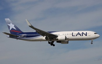 LAN Ecuador Boeing 767-316ER