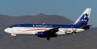 LAN Express Boeing 737-230 Adv